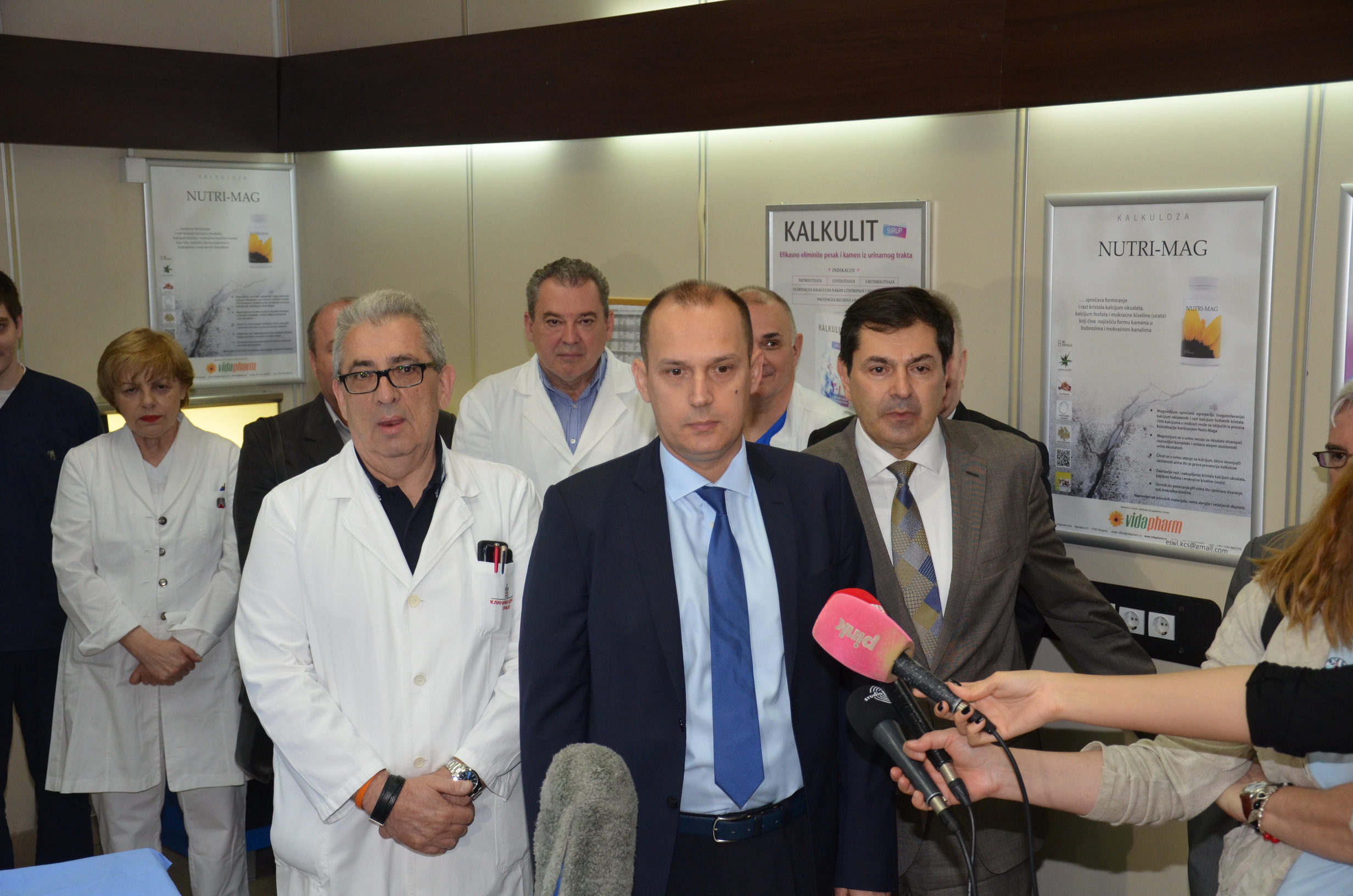 Najsavremeniji aparat za razbijanje kamena u bubregu u Kliničkom centru Srbije